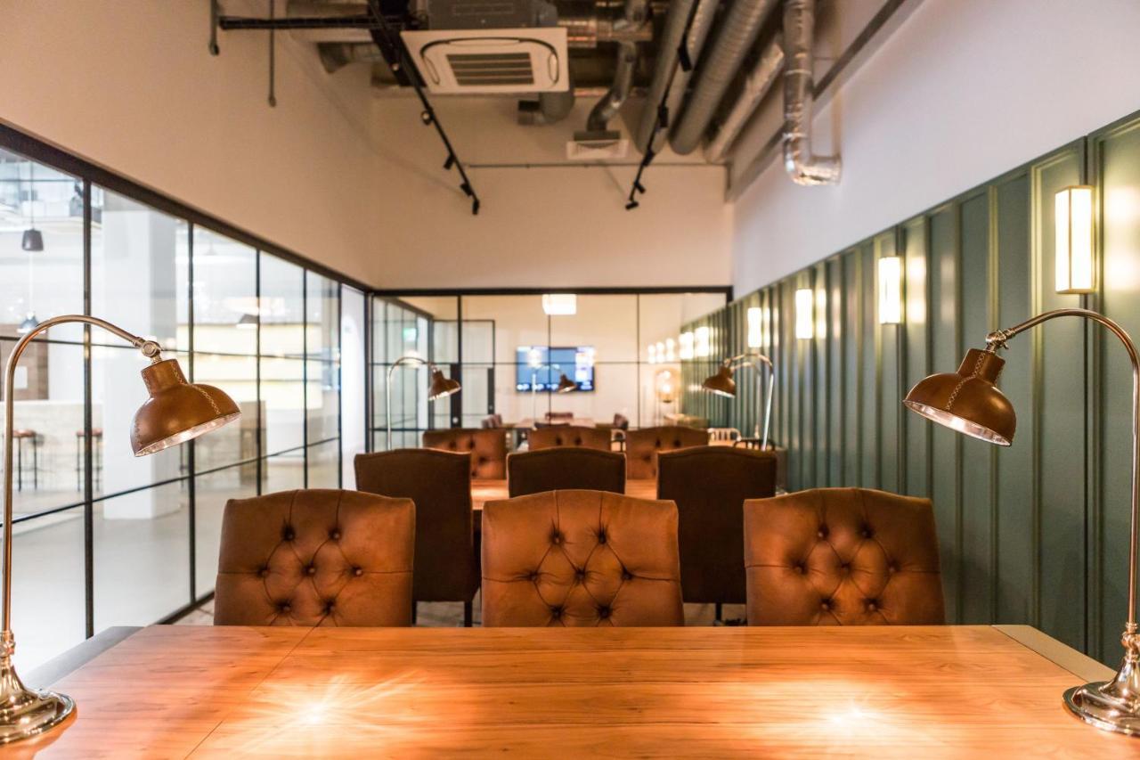 For Students Only Studios At Chapter White City In London Luaran gambar